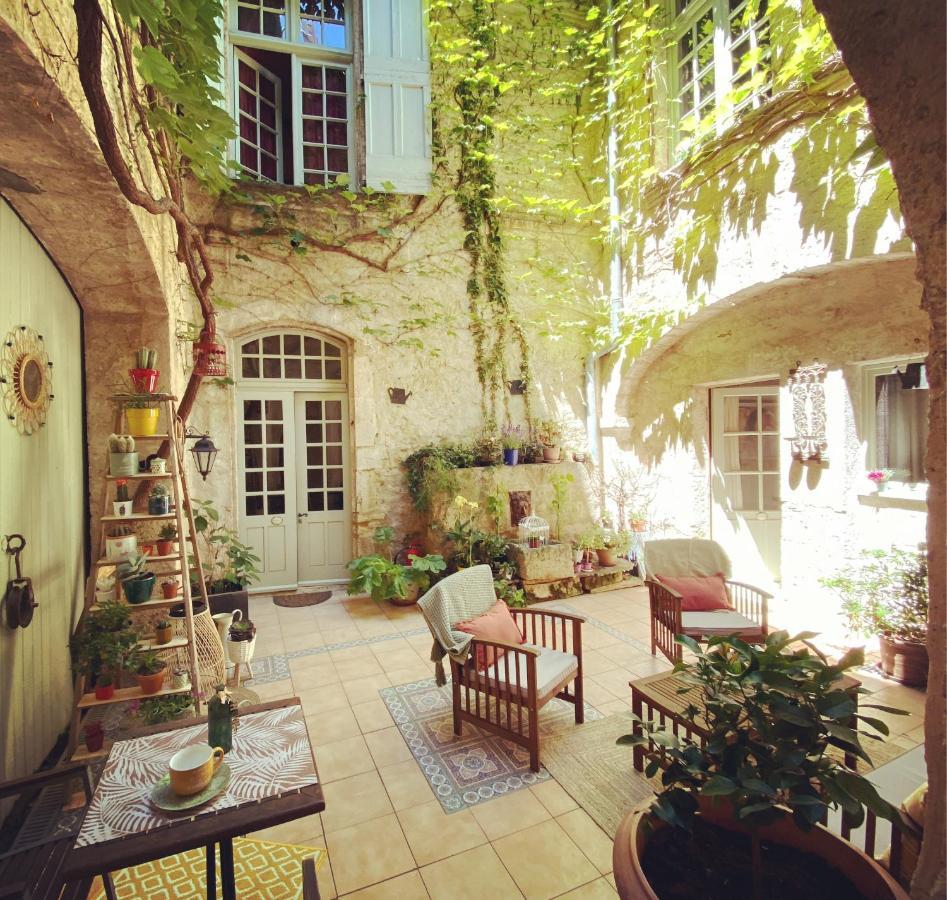 Maison&Table d hôtes - Hôtel de Vigniamont Pézenas Exterior foto